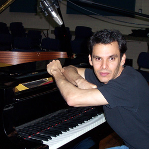 Alek Vila photo 2003